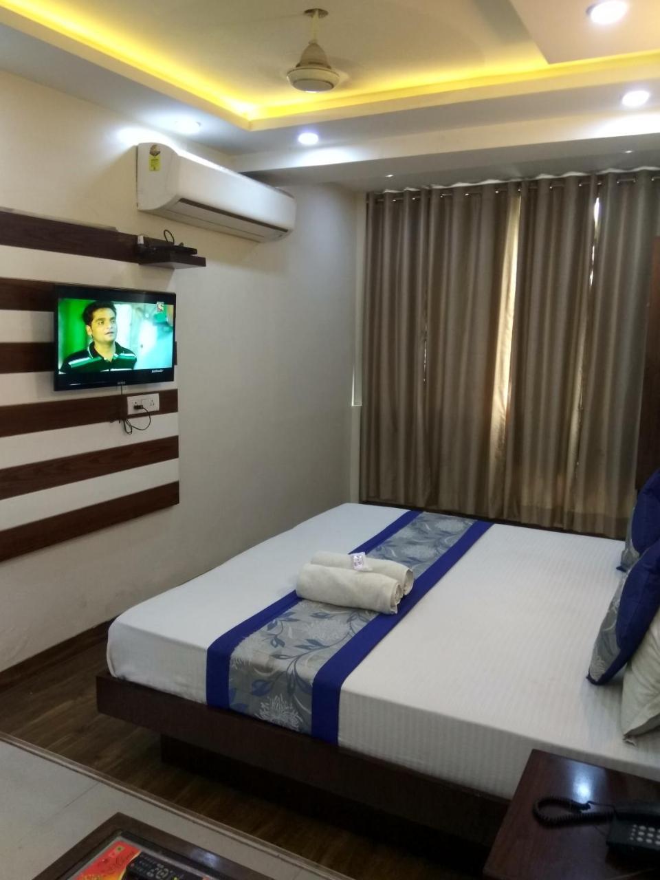 Hotel Le Mem Δελχί Εξωτερικό φωτογραφία